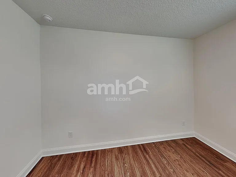 253 Onate Cir — Photo 11