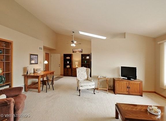 3rd image of 6640 183rd St APT 3d