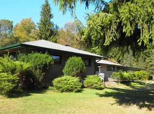 1039 E Main St, Weatherly, PA 18255