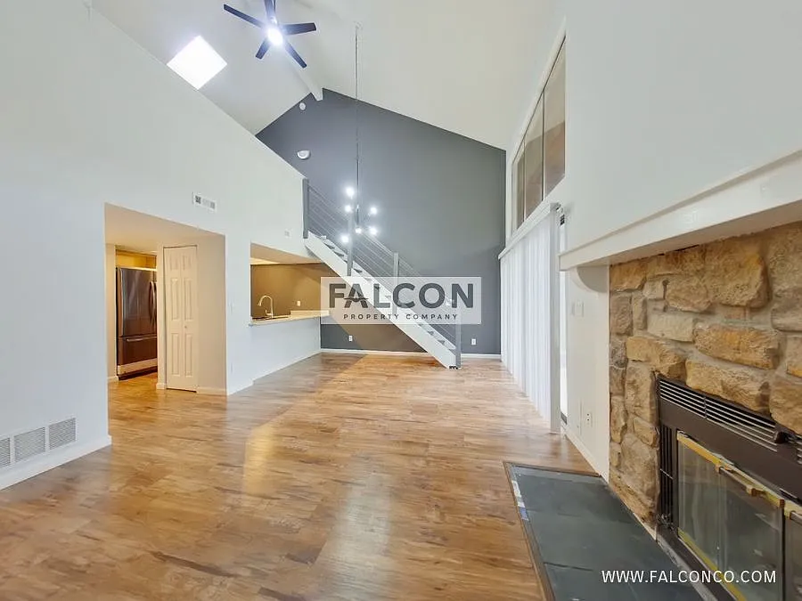 Incredible Condo in Rockrimmon! — Photo 3