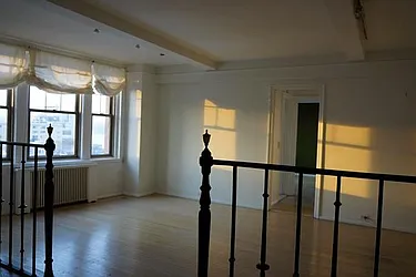 Rented by Domus Realty