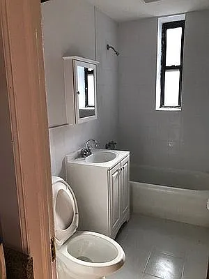 Rented by Oxford Property Group | media 12