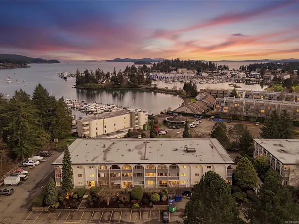 2050 White Birch Rd #301, Sidney, BC V8L 2R1