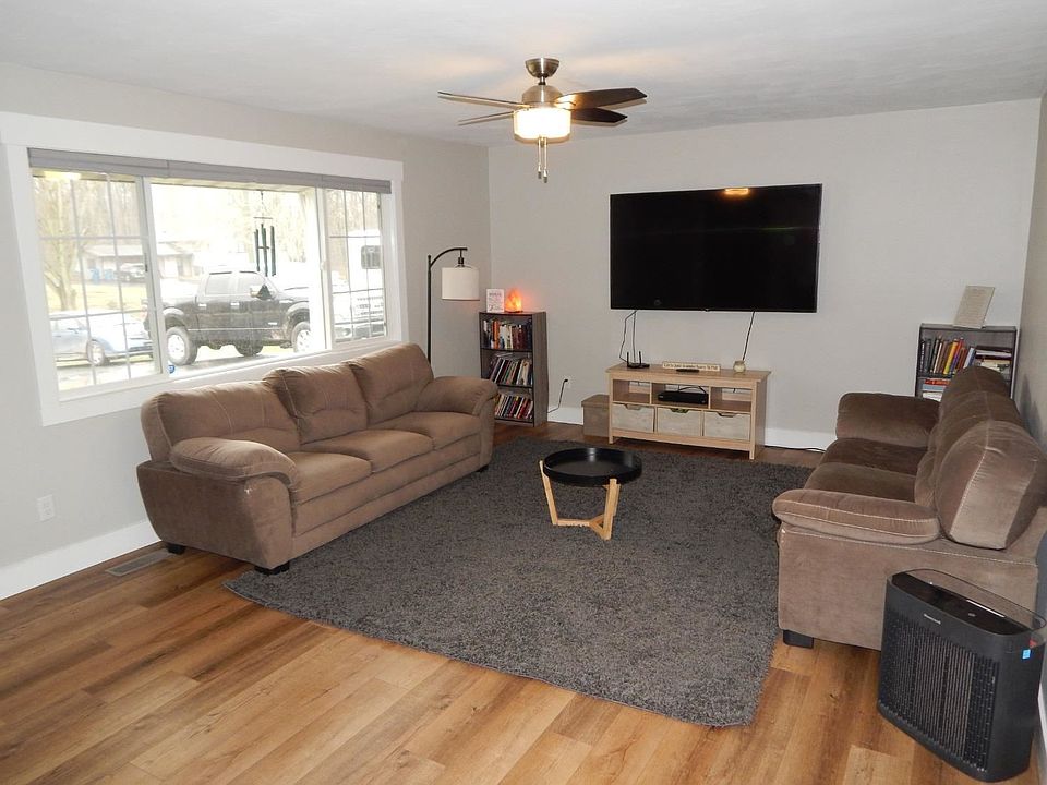 579 Fargo Rd, Westville, IN 46391 Zillow