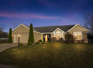 324 Soaring Eagle Ct, Fort Wayne, IN 46845
