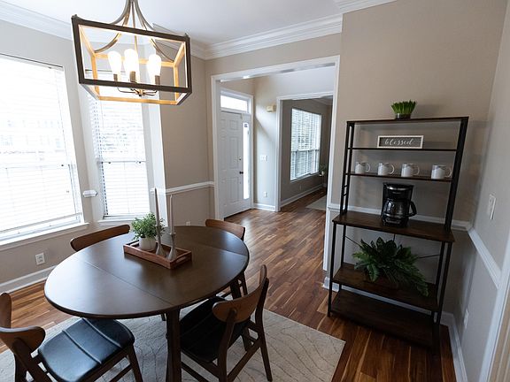 5th image of 2610 Eagle Creek Way