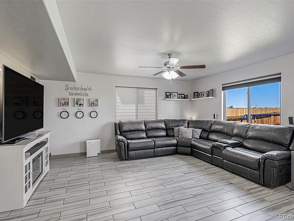 5th image of 9772 Eagle Creek Cir