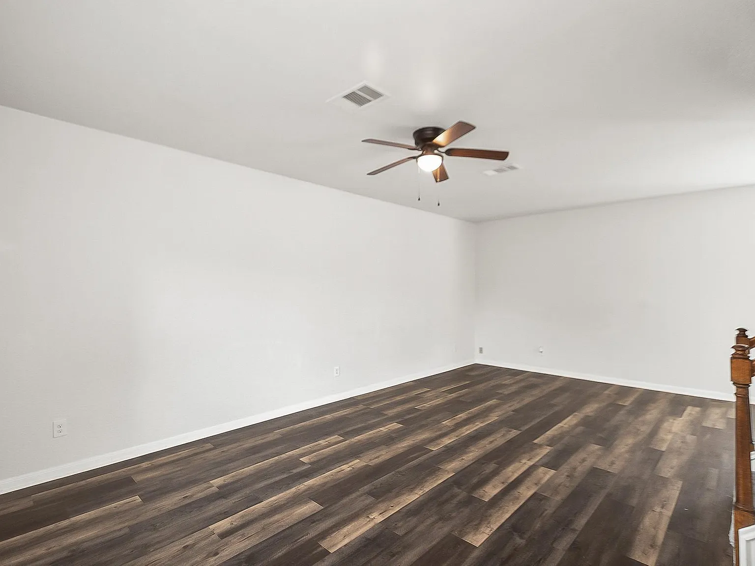 4 bed, 2.5 bath, 1798 sqft, $2,400 — Photo 4