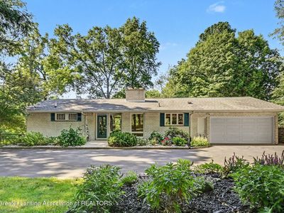 4811 Delta River Dr, Lansing, MI, 48906