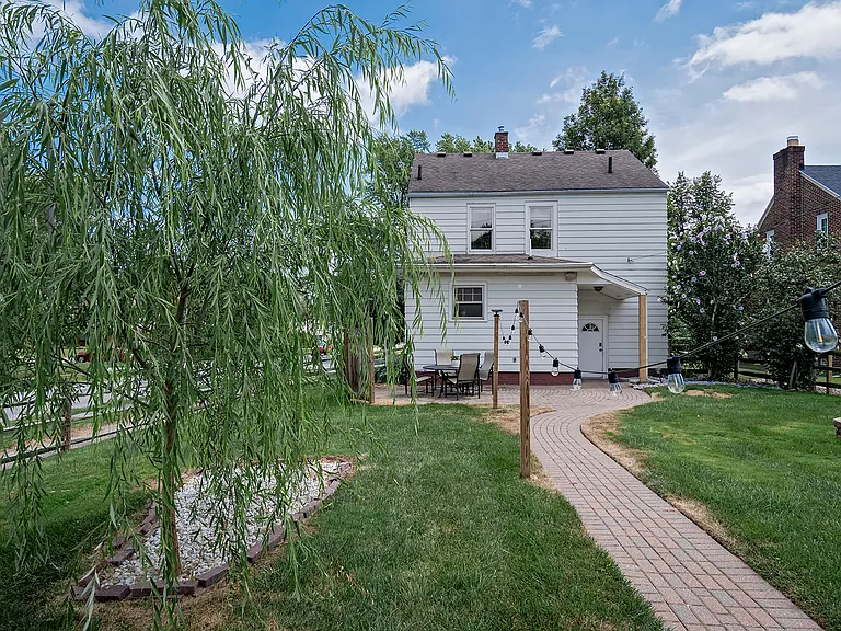 3177 Goddard Rd — Photo 23