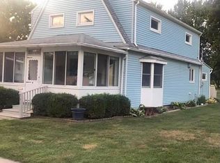 404 Elm St, Waterville, OH 43566