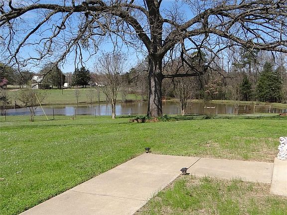 4th image of 583 County Road 2412