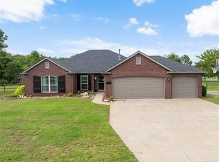 15803 E 120th St N, Collinsville, OK 74021