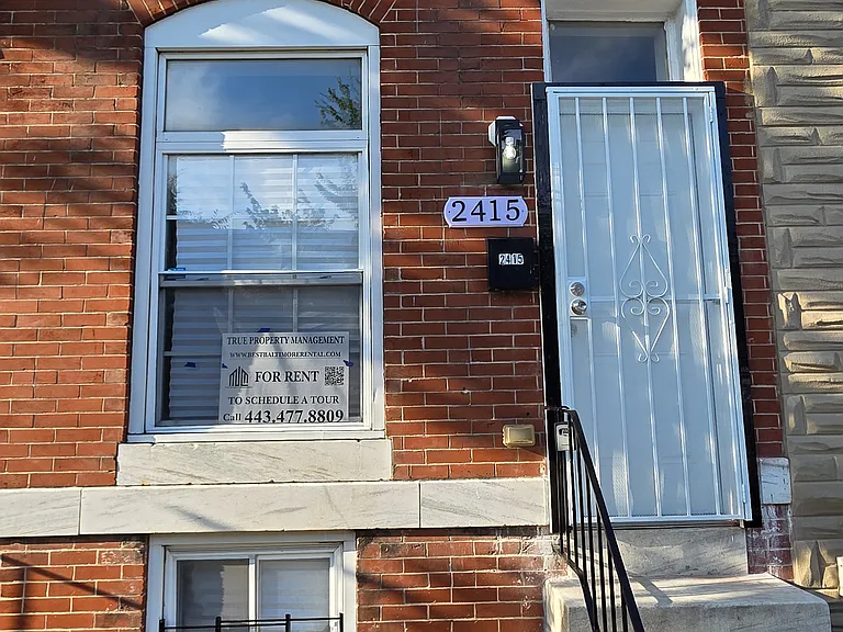 2415 Jefferson St — Photo 1