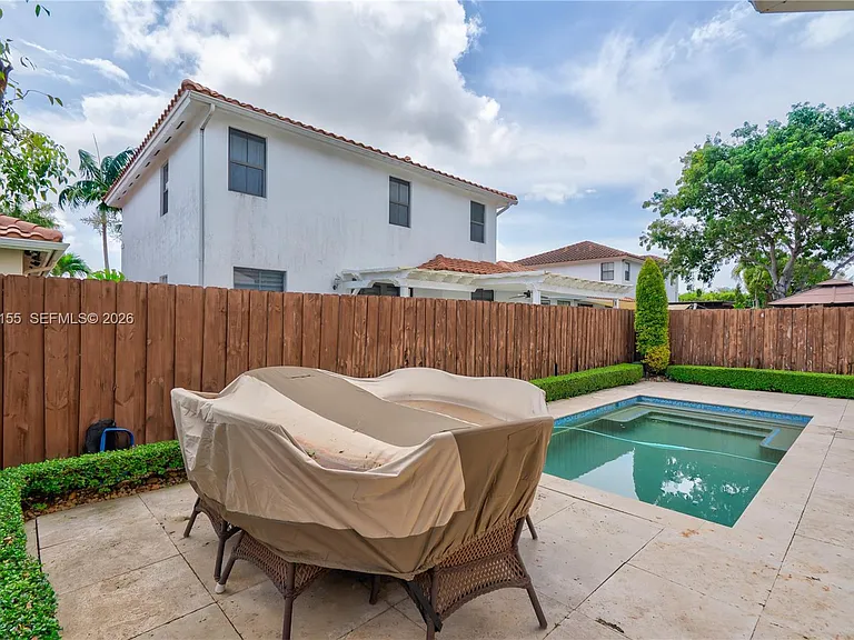 1016 NW 99th Psge — Photo 33