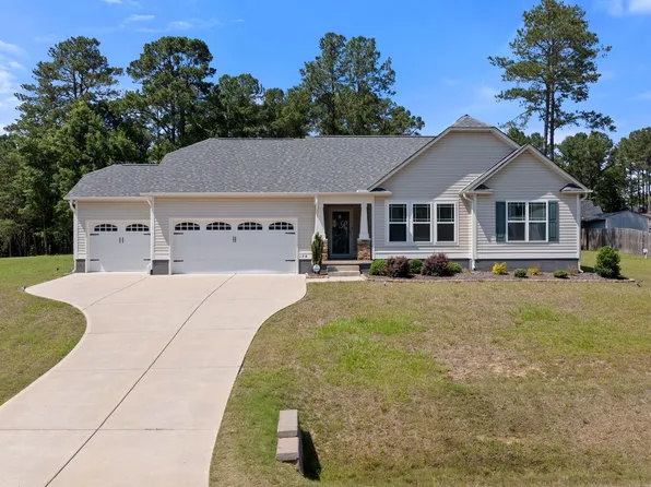178 Everwood Dr, Four Oaks, NC 27524