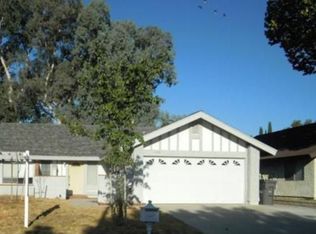 27807 Cherry Creek Dr, Santa Clarita, CA 91354