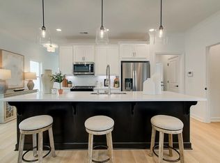 277 Dahlia Dr, Woodstock, GA 30188