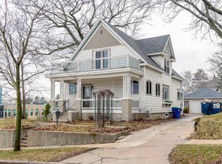 414 S 6th Ave, Wausau, WI 54401