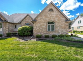 54429 Cambridge Dr, Shelby Township, MI 48315