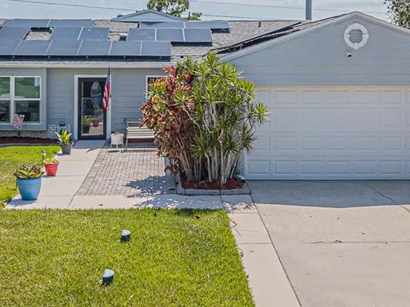 10250 42nd St N, Clearwater, FL 33762