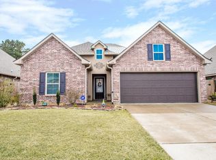 115 Peak Valley St, Youngsville, LA 70592