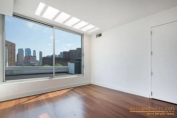 Rented by aptsandlofts.com | media 14