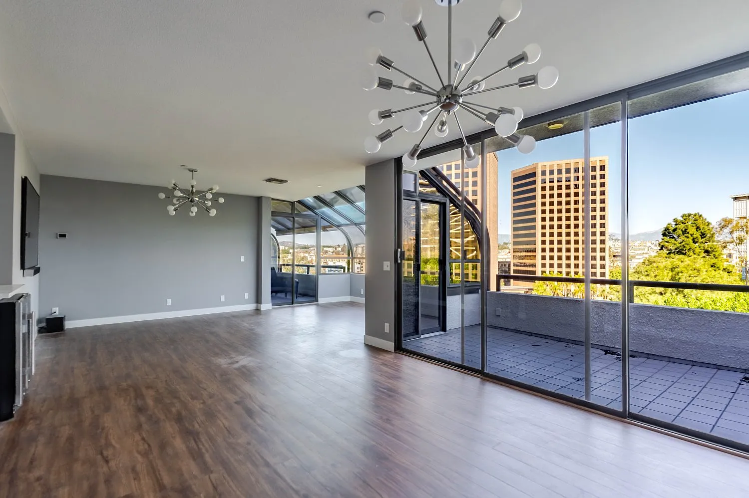 1 bed, 992 sqft, $3,000 — Photo 4