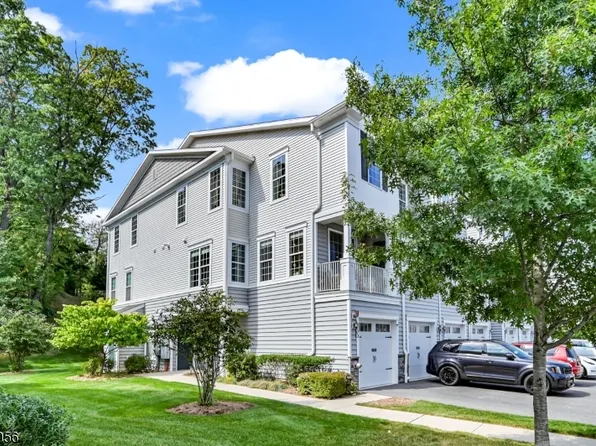 130 Sequoia Dr, Cedar Grove Twp., NJ 07009