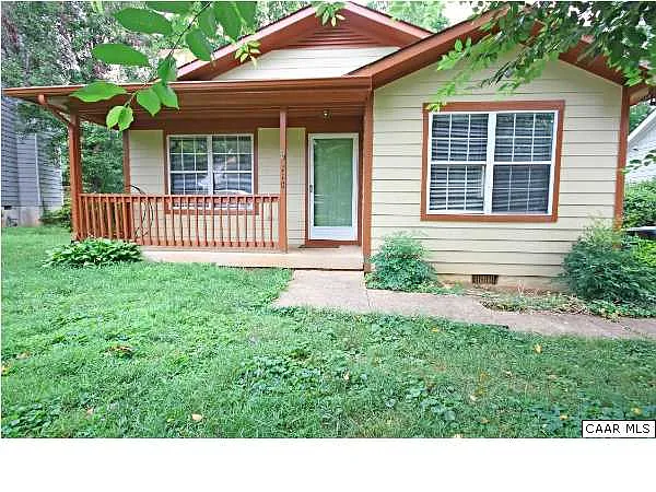 110 Westwood Cir photo 1