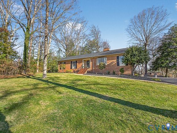 2nd image of 7914 Alvarado Rd