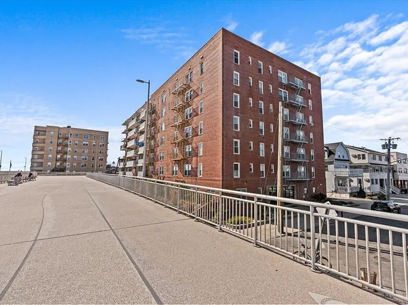 133 120th Bch Unit 1F, Rockaway Park, NY 11694