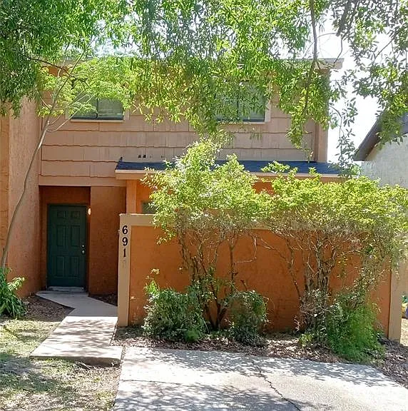 6918 Trout St — Photo 1