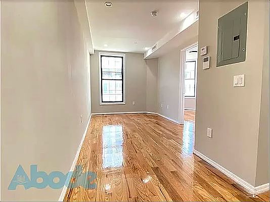 3rd image of 110 Linden Blvd #4B
