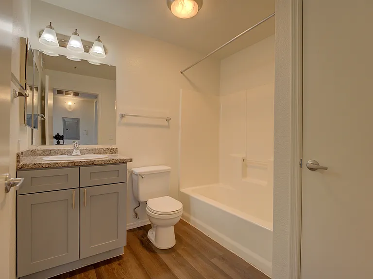 Oakwood Village II — Photo 10