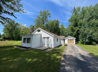 7554 E Houghton Lake Dr, Houghton Lake, MI 48629