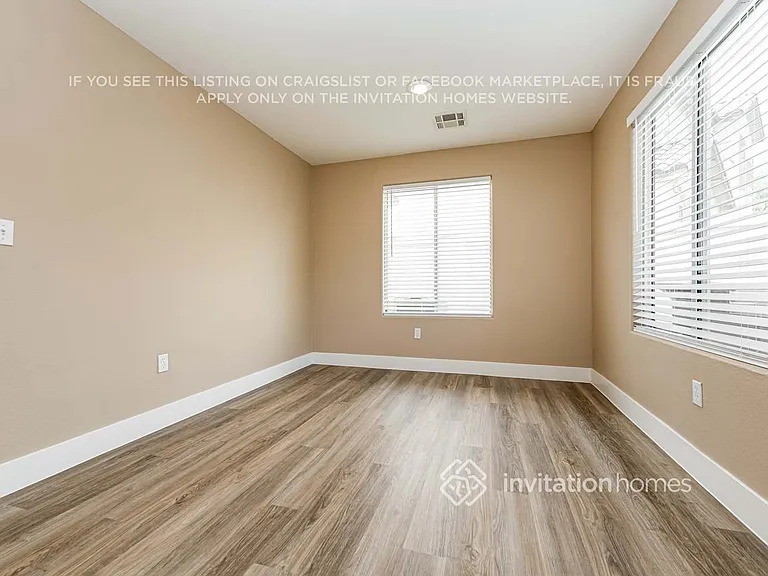 8433 Walker Gardens Pl — Photo 6