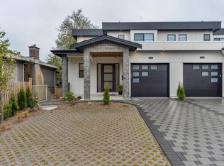 15570 Oxenham Ave, White Rock, BC V4B 2J3