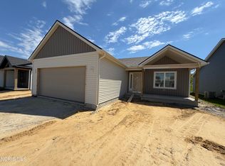 5026 Easton Dr, Oregon, OH 43616