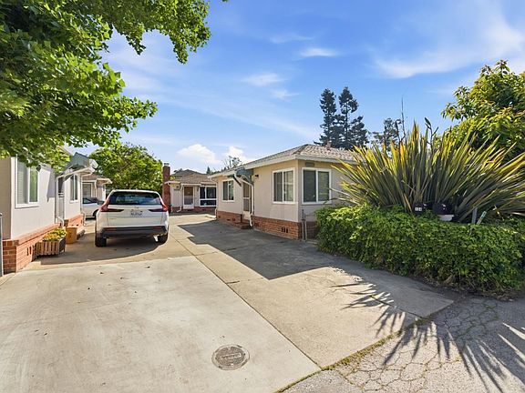 2nd image of 134 Bonita Ave