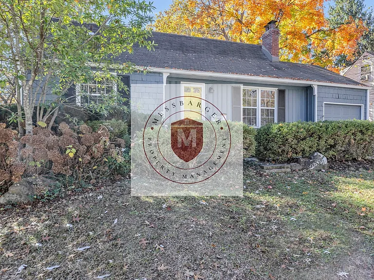 4307 Oxford Rd — Photo 3