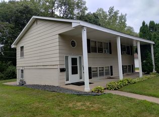 1655 McAfee St, Saint Paul, MN 55106
