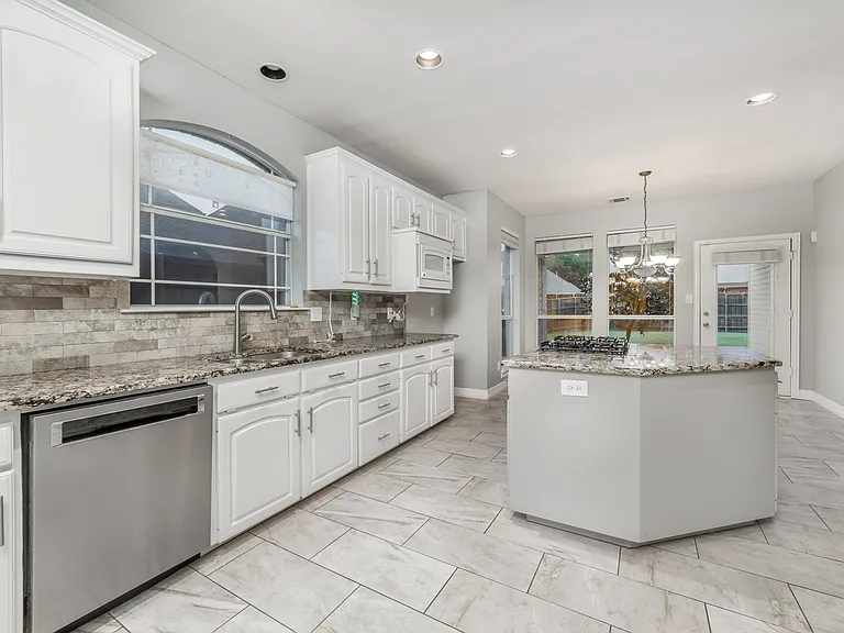 5801 Yeary Rd — Photo 4