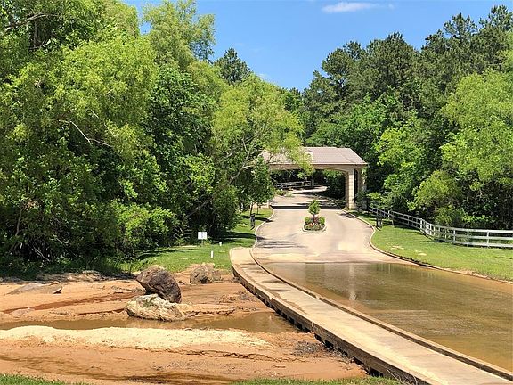 3rd image of 7329 Teaswood Dr