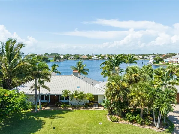 705 Harbour Dr, Vero Beach, FL 32963