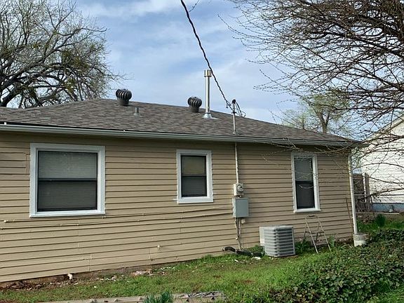 4th image of 4312 SE 37th St