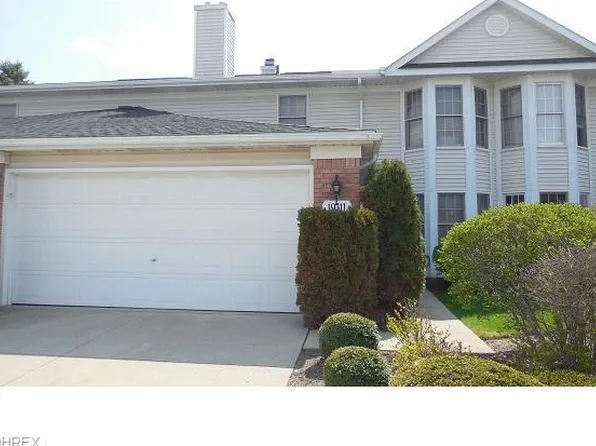 19311 Bradford Ct, Strongsville, OH 44136
