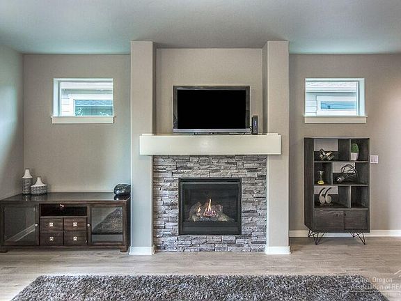 5th image of 60468 Hedgewood Ln Lot 180