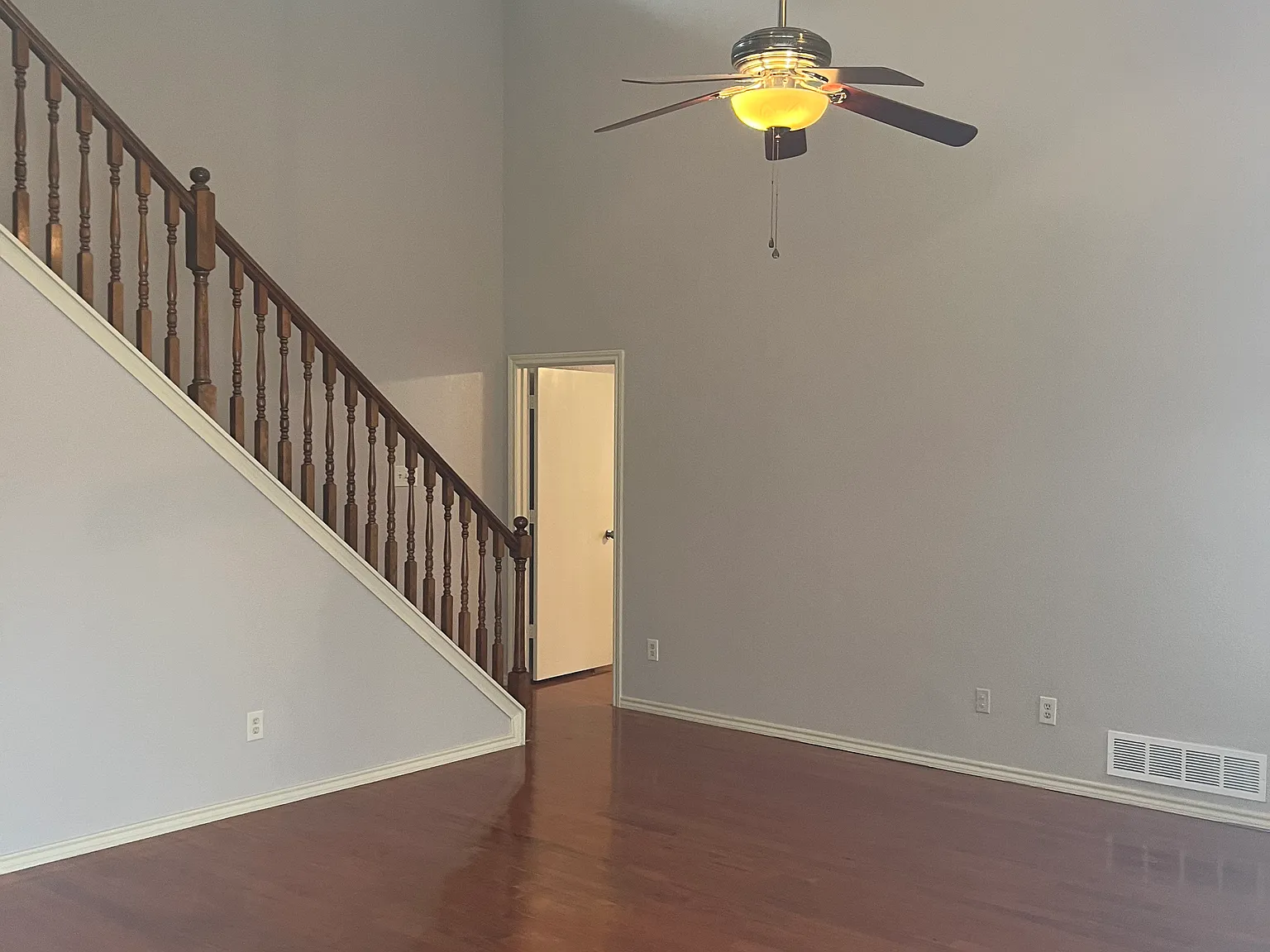 3 bed, 1598 sqft, $2,500 — Photo 4