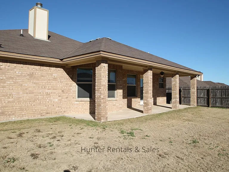 2522 Boxwood Dr — Photo 5
